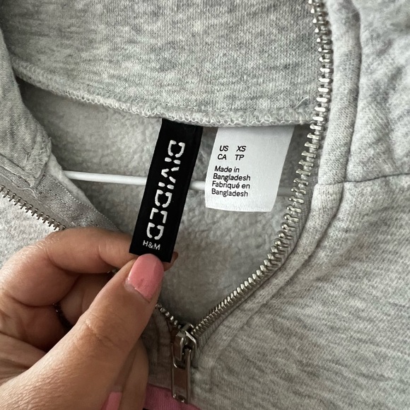 Divided 1/4 Zip Sweatshirt - Picture 3 of 6